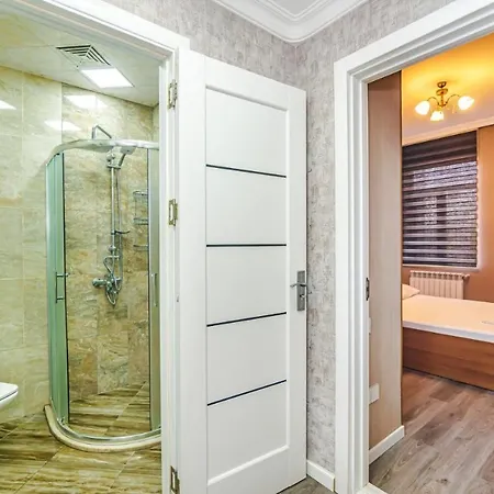 Luxury Apartment In Targovu Baku Exterior photo