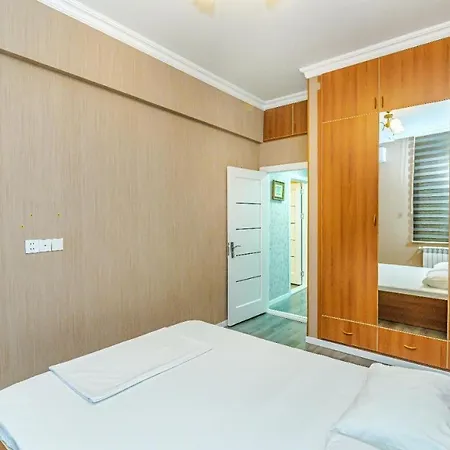 Luxury Apartment In Targovu Baku Exterior photo