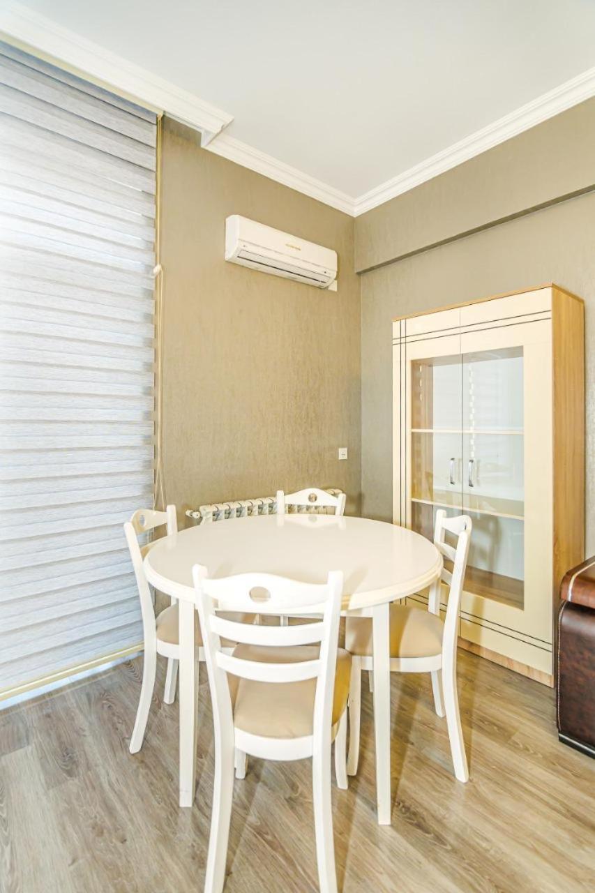 Luxury In Targovu Apartment Baku